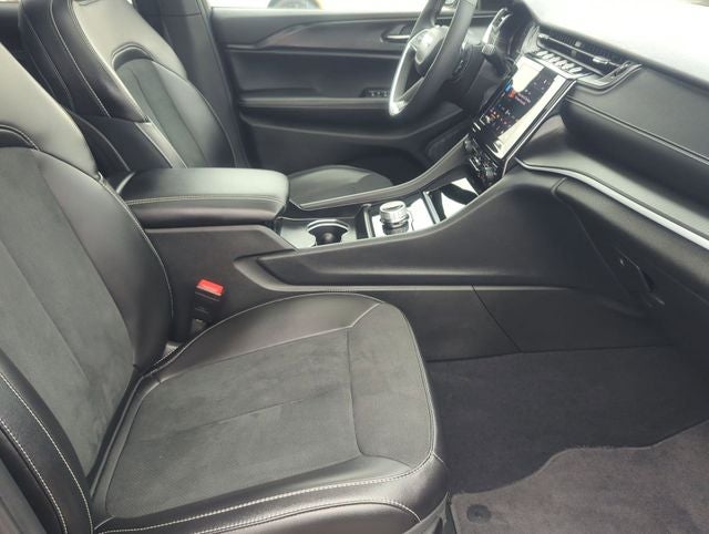 2025 Jeep Grand Cherokee L Altitude X 4x4