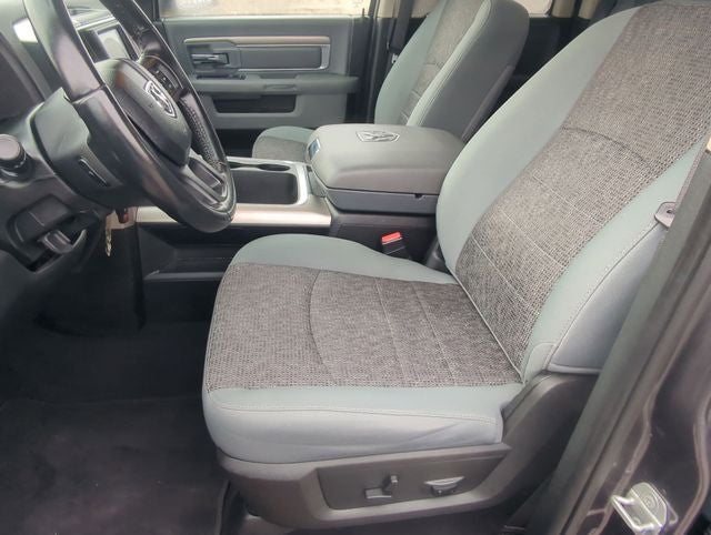 2018 RAM 1500 Big Horn Quad Cab 4x4 6'4' Box