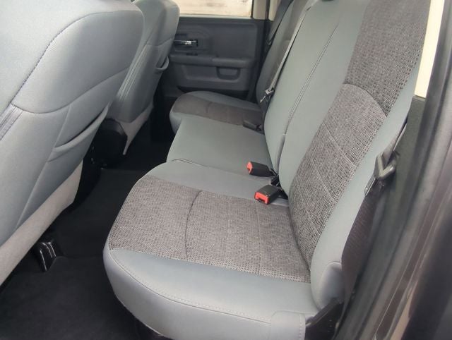 2018 RAM 1500 Big Horn Quad Cab 4x4 6'4' Box