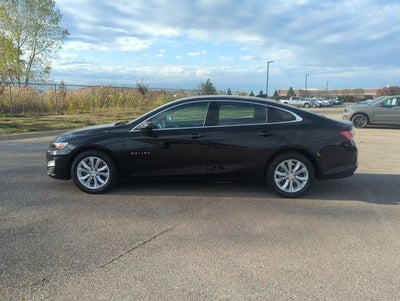 2022 Chevrolet Malibu FWD LT