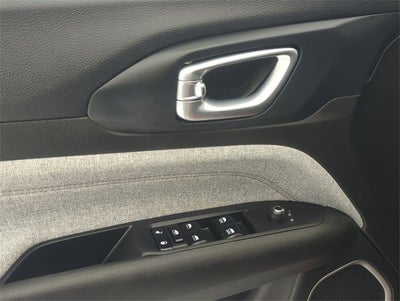 2023 Jeep Compass Latitude Lux FWD