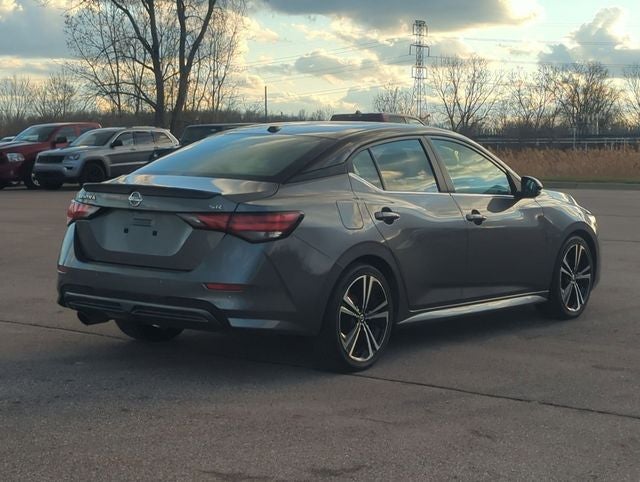 2022 Nissan Sentra SR Xtronic CVT