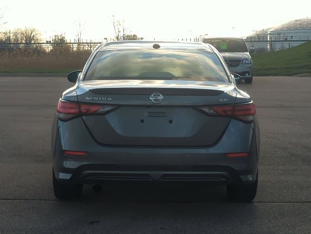 2022 Nissan Sentra SR Xtronic CVT