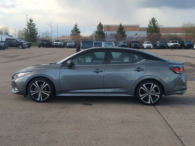2022 Nissan Sentra SR Xtronic CVT