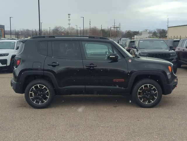 2023 Jeep Renegade Trailhawk 4x4