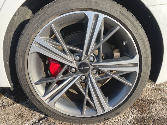 2024 Genesis G70 2.5T