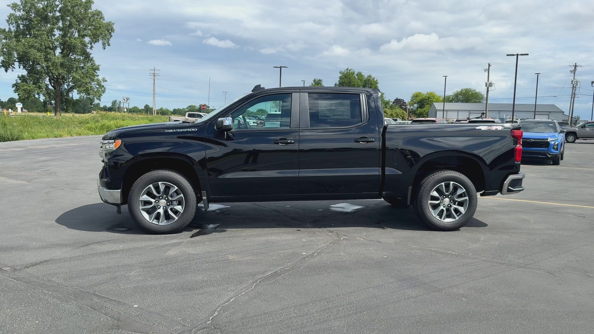 2026 Chevrolet Silverado 1500 LT (2FL)