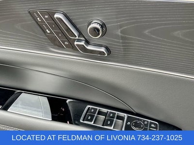 2024 Cadillac LYRIQ Luxury 1