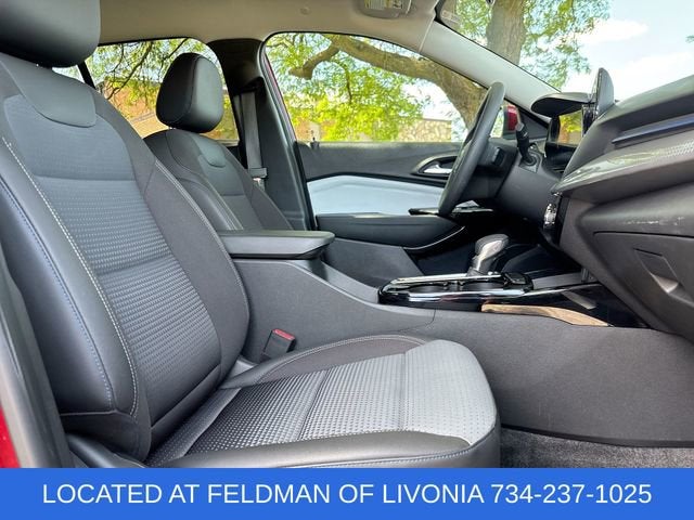 2024 Chevrolet Trax LT