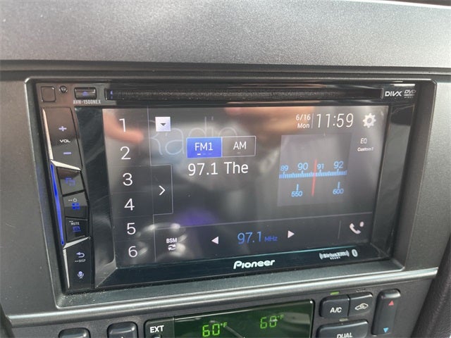 2004 Ford Thunderbird Base