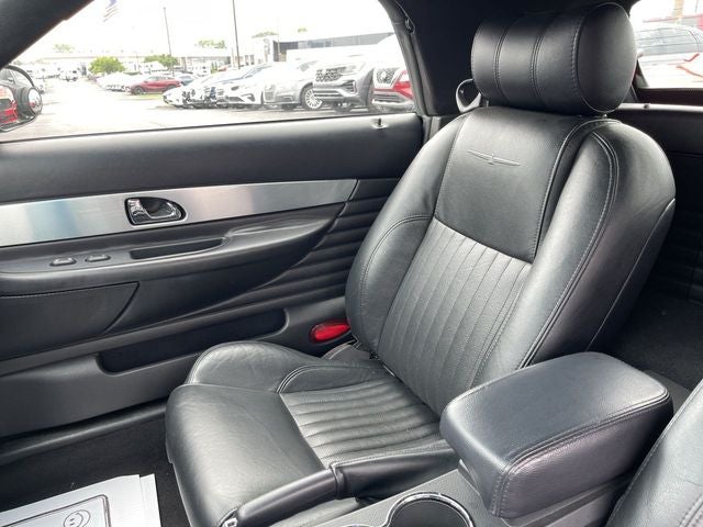 2004 Ford Thunderbird Base