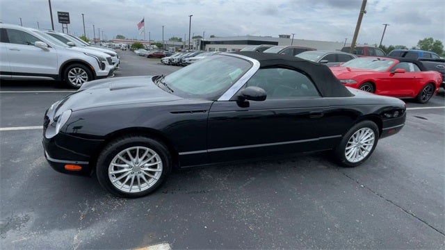 2004 Ford Thunderbird Base