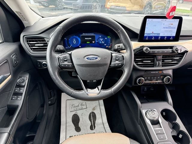 2022 Ford Escape Plug-In Hybrid Titanium