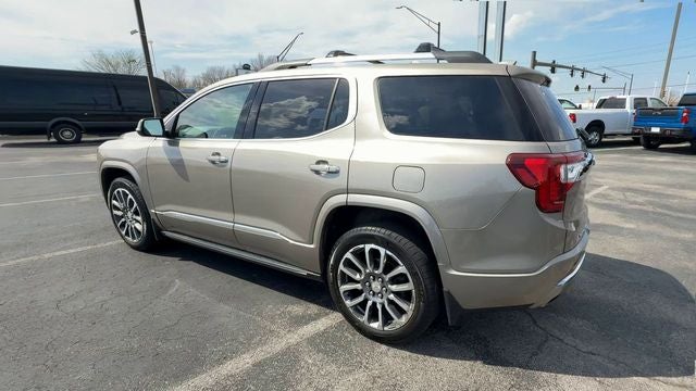 2022 GMC Acadia Denali