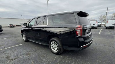 2023 Chevrolet Suburban LT