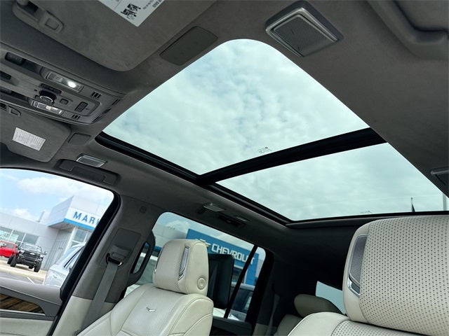 2022 Cadillac Escalade ESV Premium Luxury Platinum