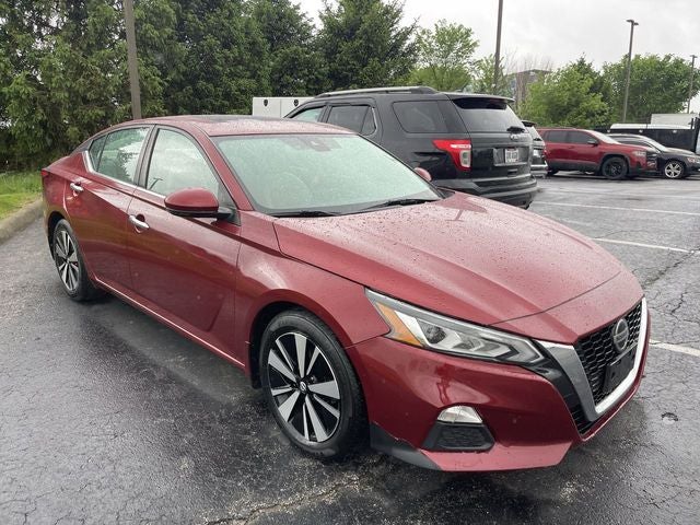 2022 Nissan Altima 2.5 SV