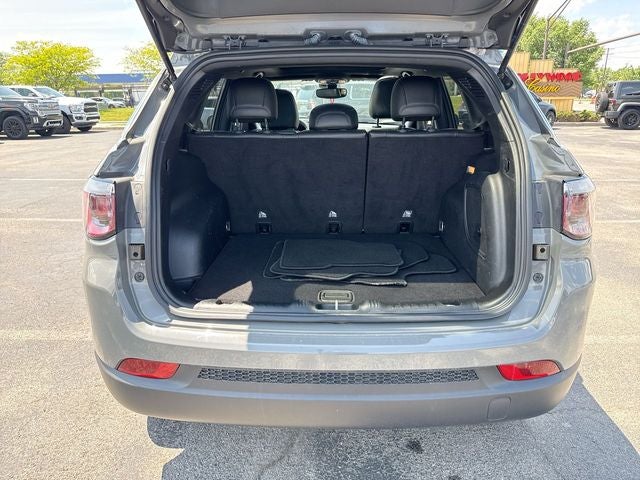 2023 Jeep Compass Latitude Lux