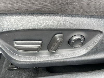 2023 Toyota Camry Hybrid LE