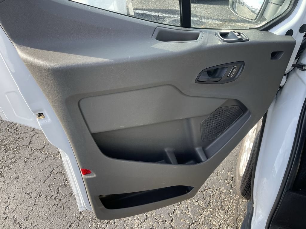 2023 Ford Transit Passenger Wagon XL
