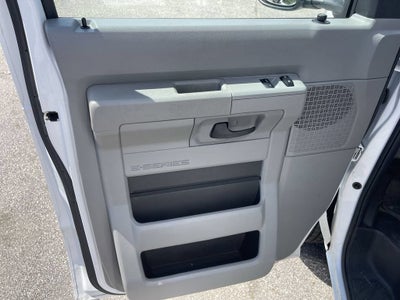2024 Ford E-Series Cutaway E-350 SRW 138" WB