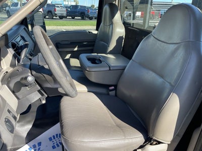 2008 Ford Super Duty F-350 DRW XL