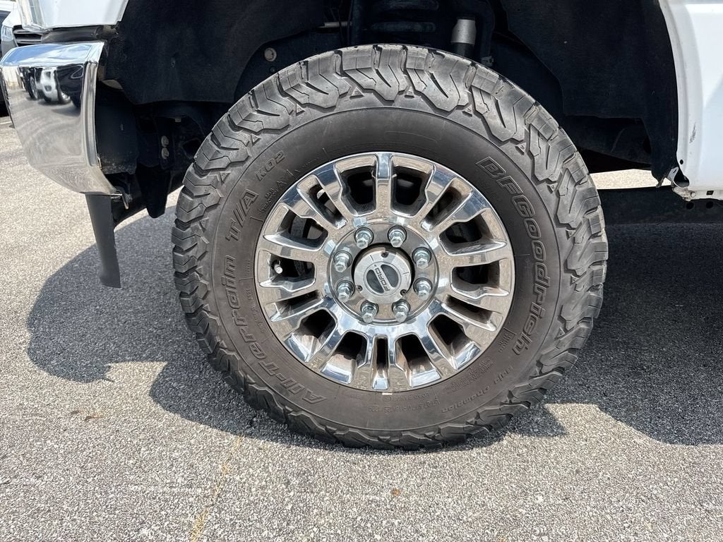2022 Ford F-350 LARIAT