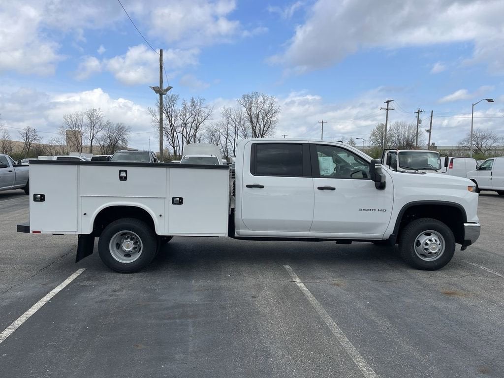 2025 Chevrolet Silverado 3500 HD Chassis Cab Work Truck