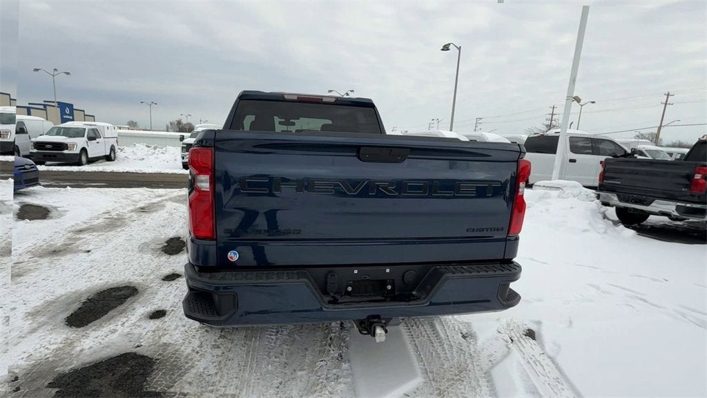 2021 Chevrolet Silverado 1500 Custom