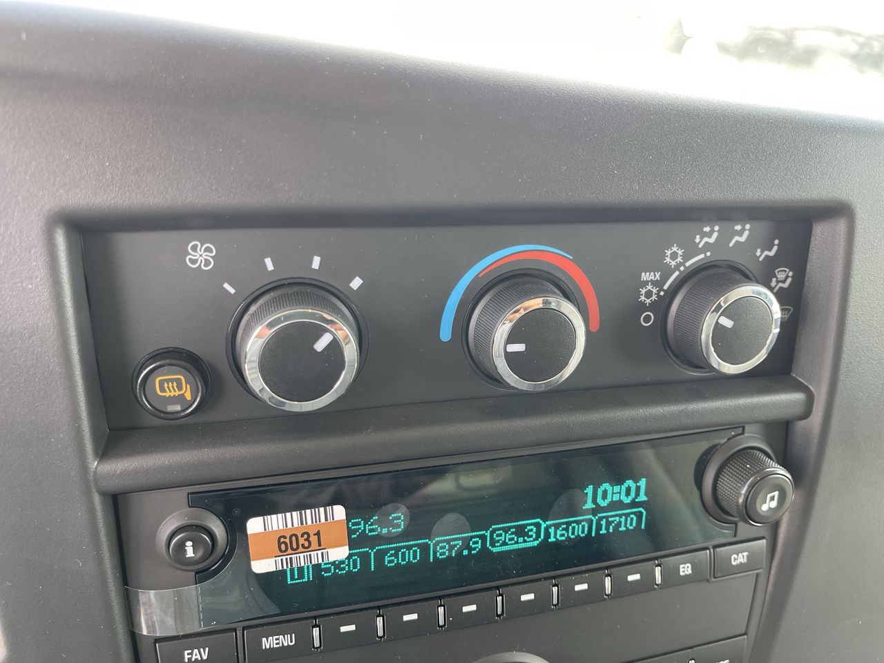 2025 Chevrolet Express Cargo 2500 WT