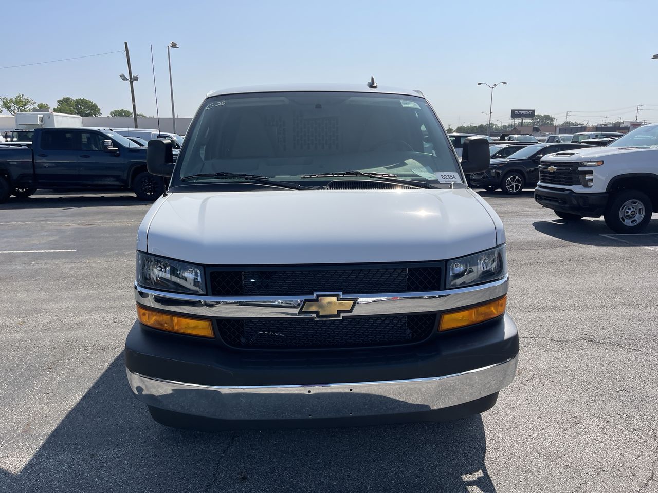 2025 Chevrolet Express Cargo WT