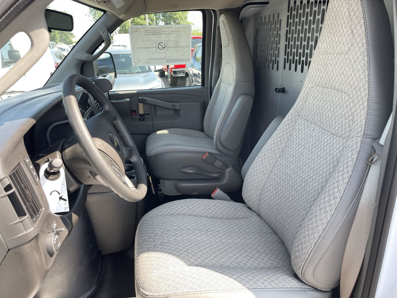 2025 Chevrolet Express Cargo WT