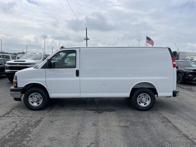 2025 Chevrolet Express Cargo WT