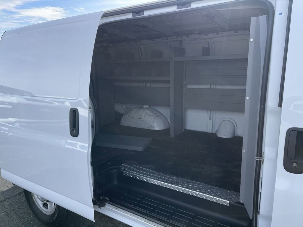 2021 Chevrolet Express Cargo 3500 WT
