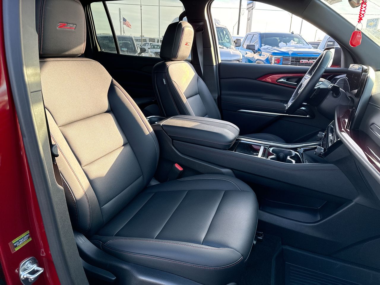 2025 Chevrolet Traverse Z71