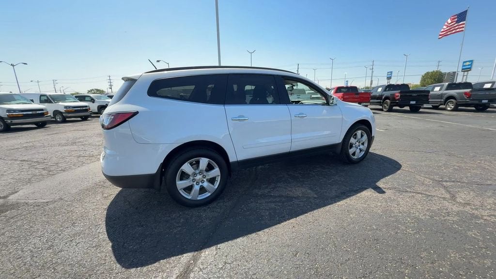 2017 Chevrolet Traverse LT