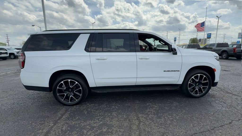 2022 Chevrolet Suburban RST