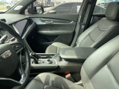 2024 Cadillac XT6 Sport