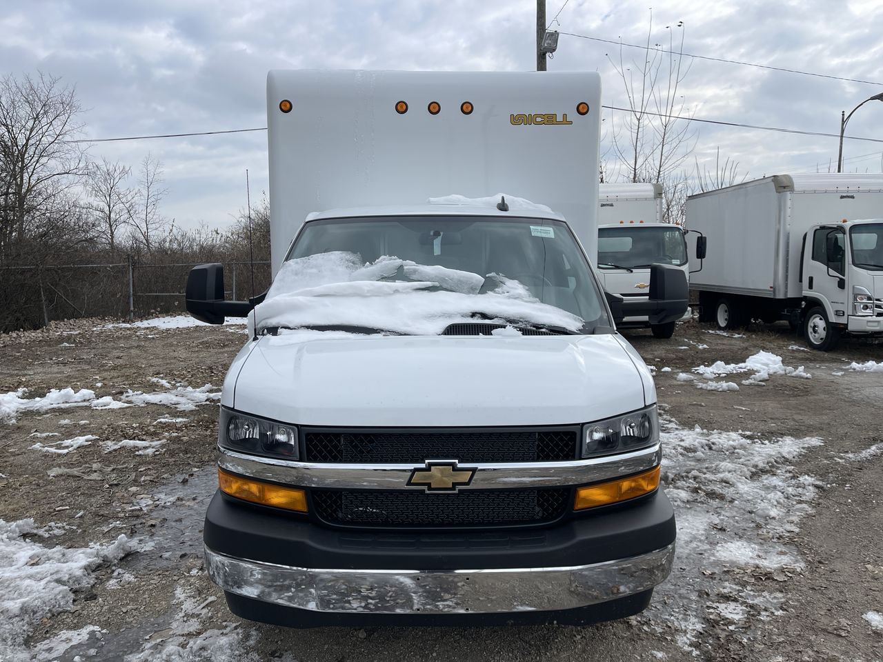 2025 Chevrolet Express Cutaway 3500 1WT