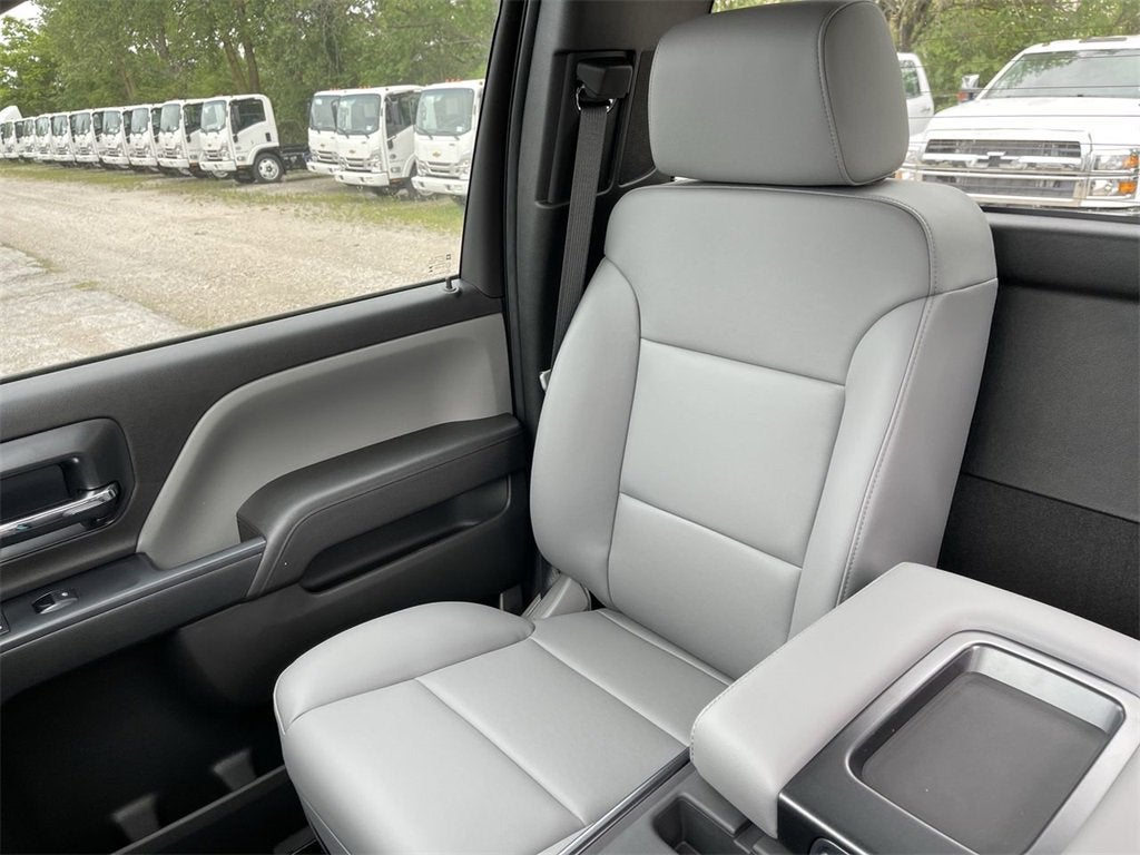 2024 Chevrolet Silverado 5500 HD Work Truck