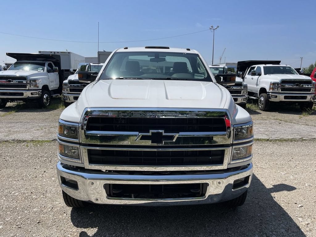 2024 Chevrolet Silverado 5500 HD Work Truck