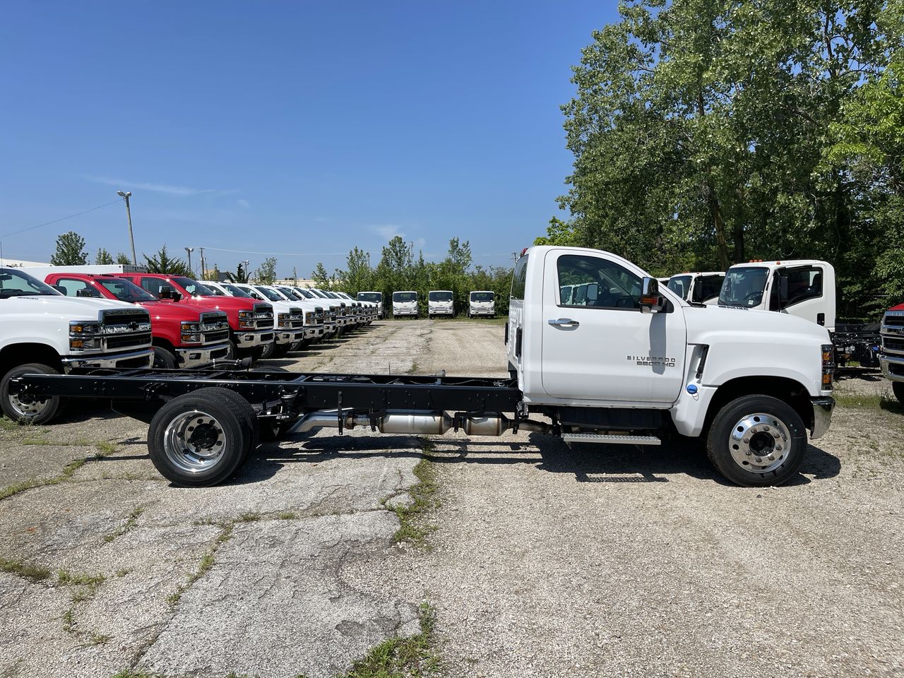 2024 Chevrolet Silverado 5500 HD Work Truck