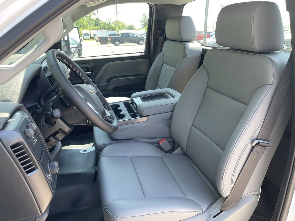 2024 Chevrolet Silverado 6500 HD Work Truck