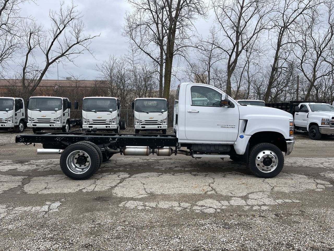 2024 Chevrolet Silverado 5500 HD Work Truck