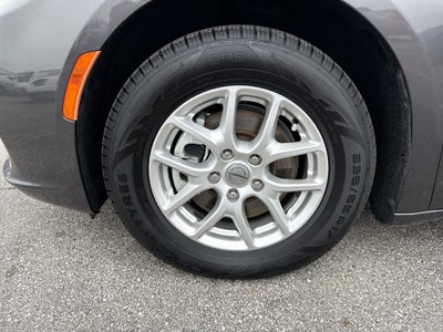 2023 Chrysler Pacifica Touring