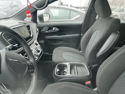 2022 Chrysler Pacifica Touring