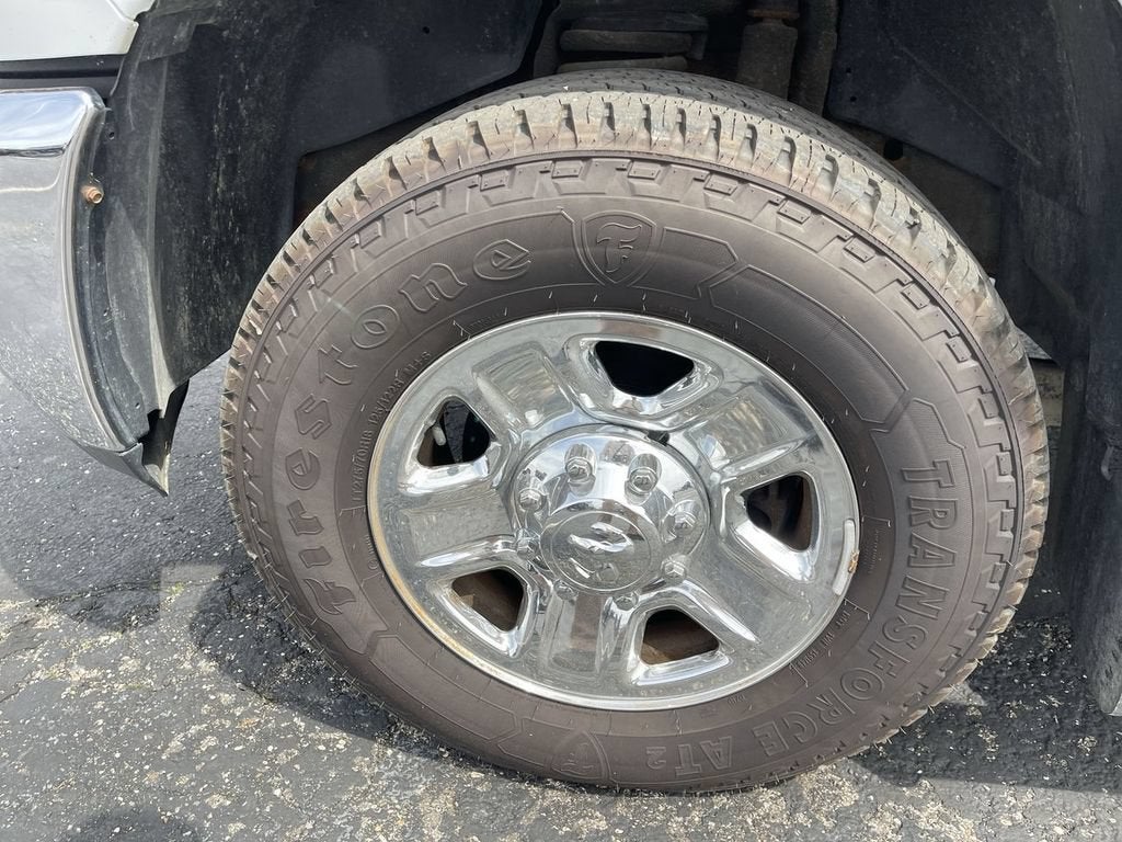 2018 RAM 3500 Tradesman Crew Cab 4x4 8' Box
