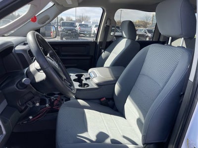2018 RAM 3500 Tradesman Crew Cab 4x4 8' Box