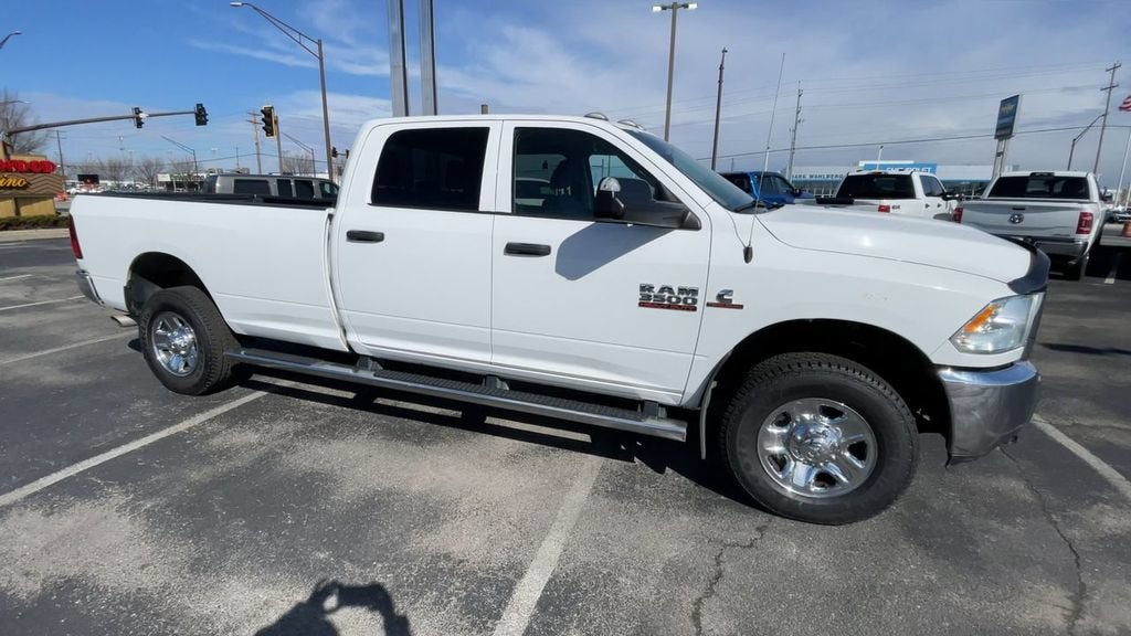 2018 RAM 3500 Tradesman Crew Cab 4x4 8' Box