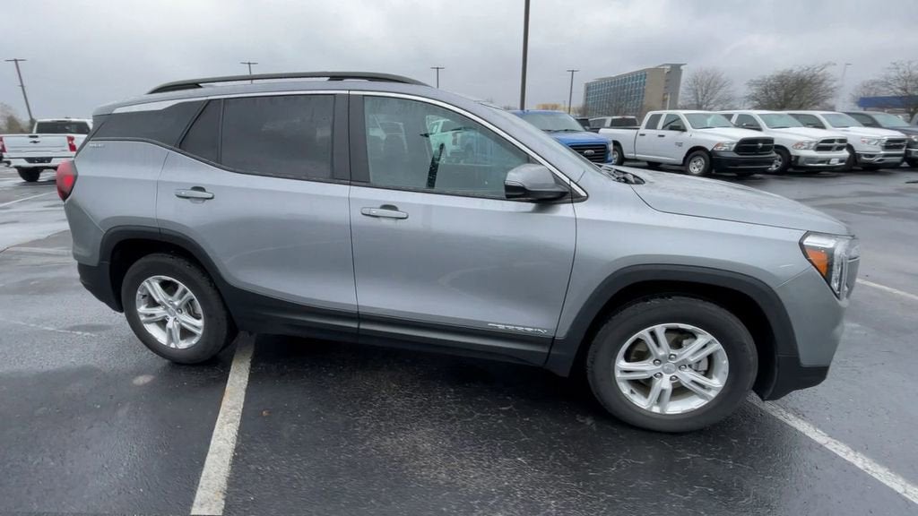2023 GMC Terrain SLE